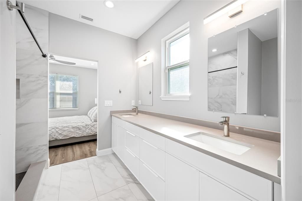 En Venta: $549,900 (3 camas, 2 baños, 1550 Pies cuadrados)