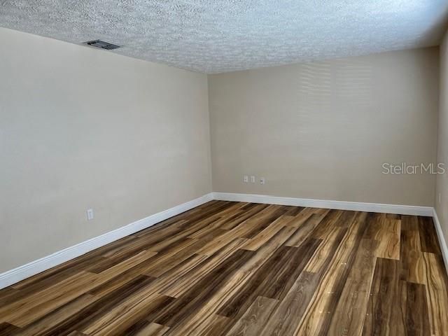 В аренду: $1,499 (3 спален, 2 ванн, 1080 Квадратных фут)