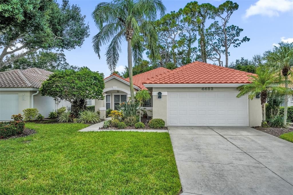 For Sale: $537,000 (2 beds, 2 baths, 1634 Square Feet)