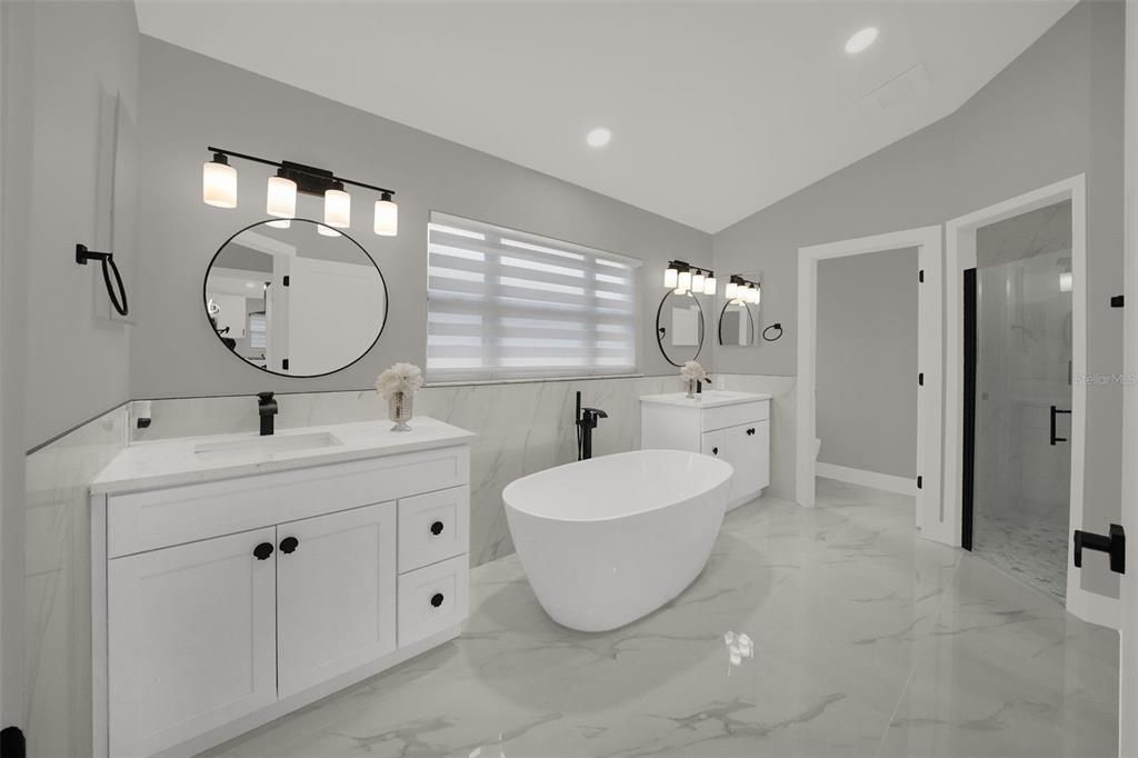 For Sale: $537,000 (2 beds, 2 baths, 1634 Square Feet)