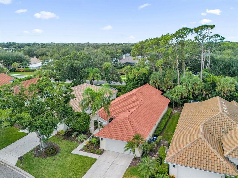 For Sale: $537,000 (2 beds, 2 baths, 1634 Square Feet)