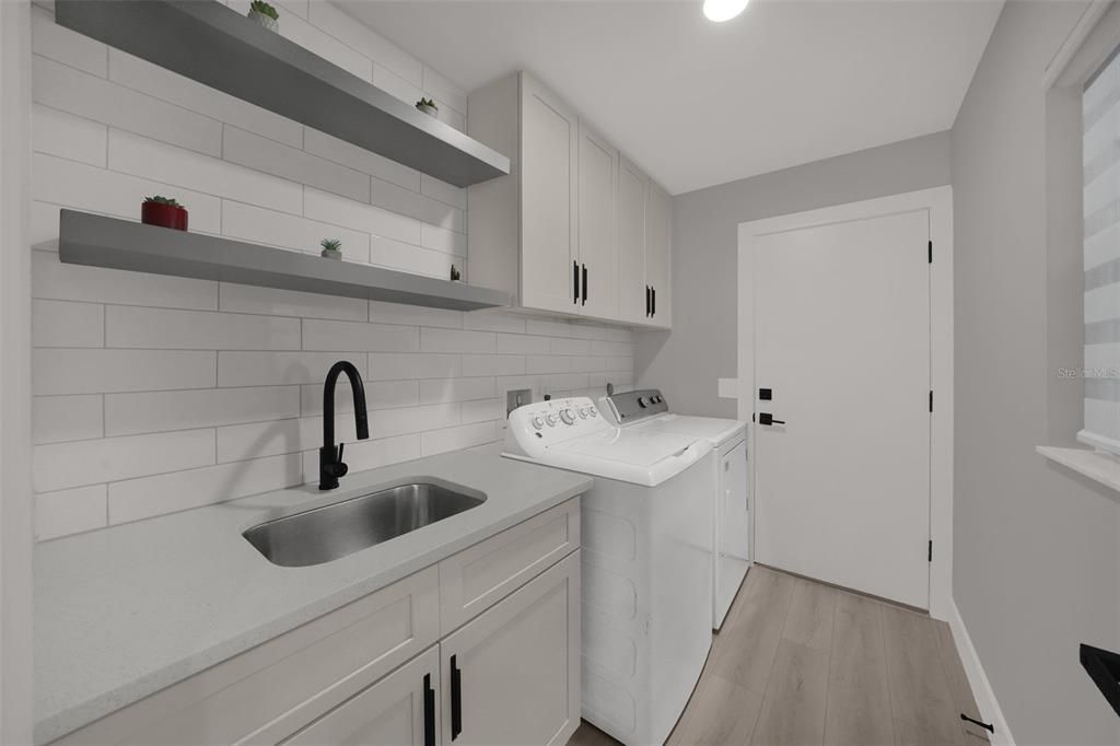 For Sale: $537,000 (2 beds, 2 baths, 1634 Square Feet)