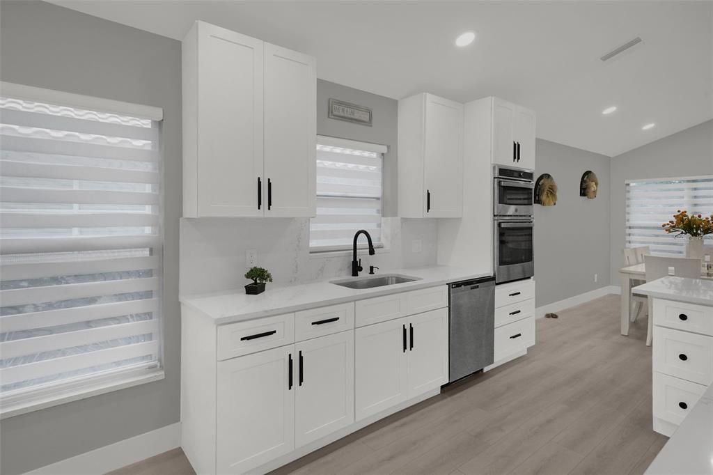 For Sale: $537,000 (2 beds, 2 baths, 1634 Square Feet)