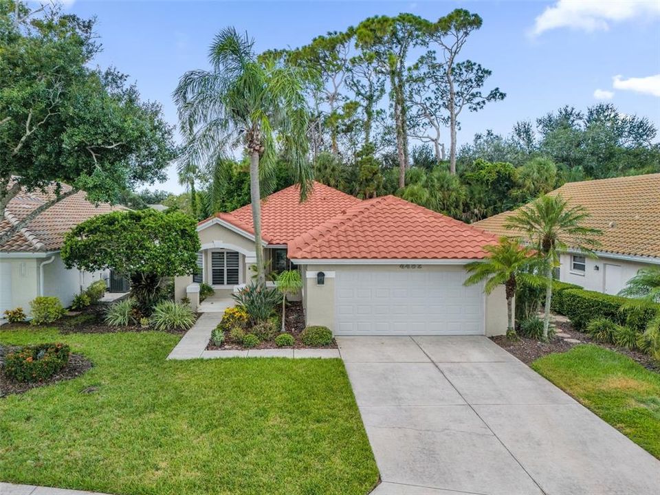 For Sale: $537,000 (2 beds, 2 baths, 1634 Square Feet)
