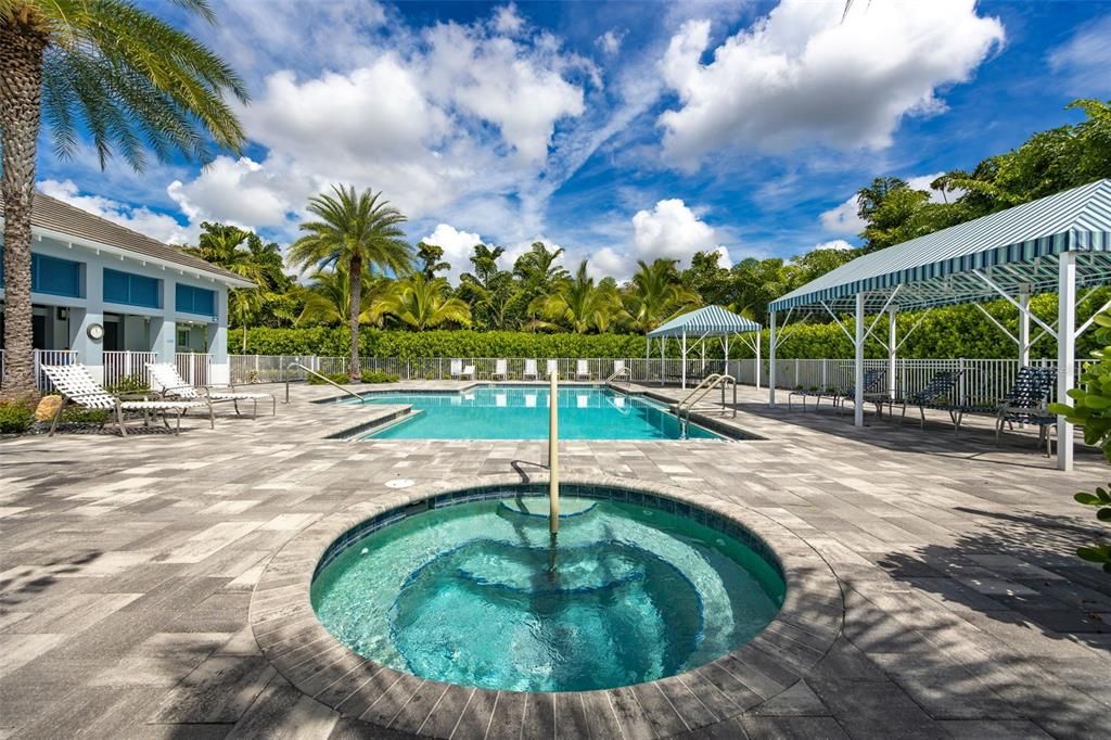 For Sale: $374,900 (2 beds, 2 baths, 1632 Square Feet)