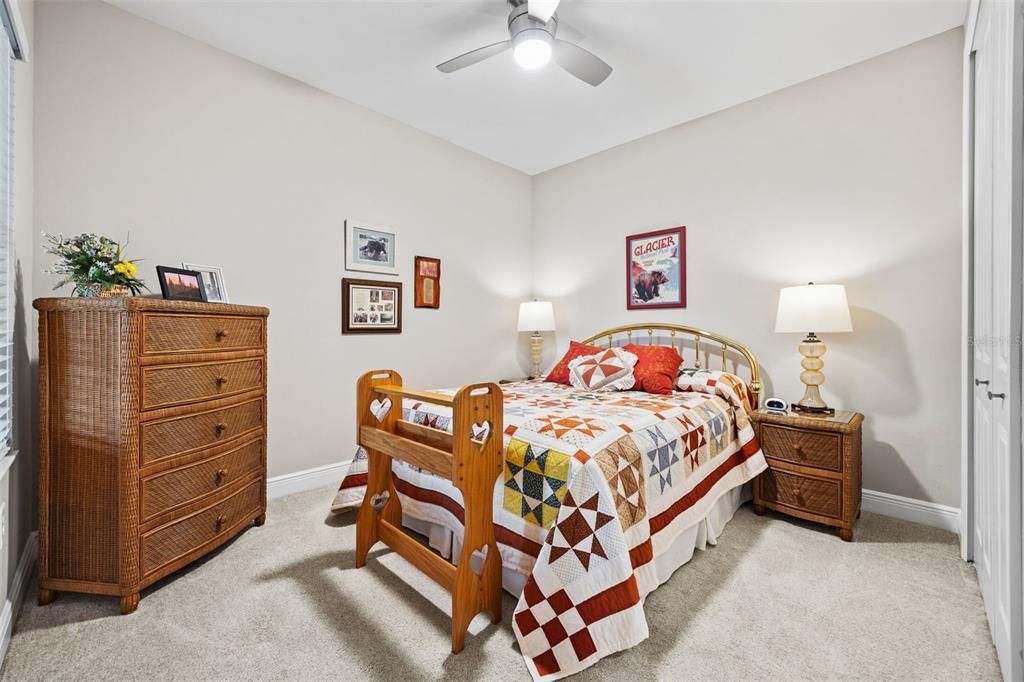 For Sale: $374,900 (2 beds, 2 baths, 1632 Square Feet)