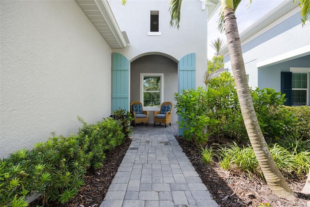 For Sale: $374,900 (2 beds, 2 baths, 1632 Square Feet)