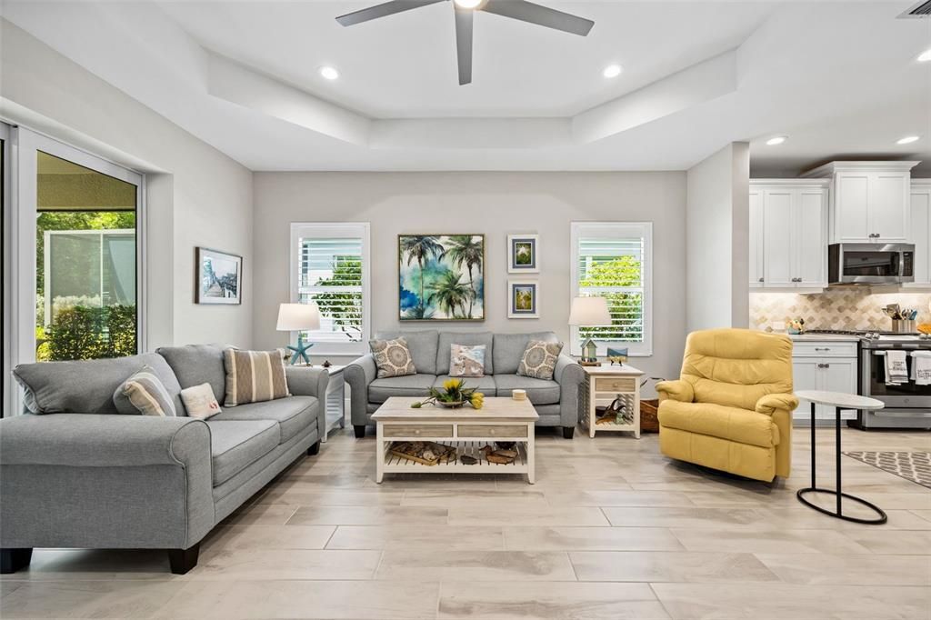 For Sale: $374,900 (2 beds, 2 baths, 1632 Square Feet)