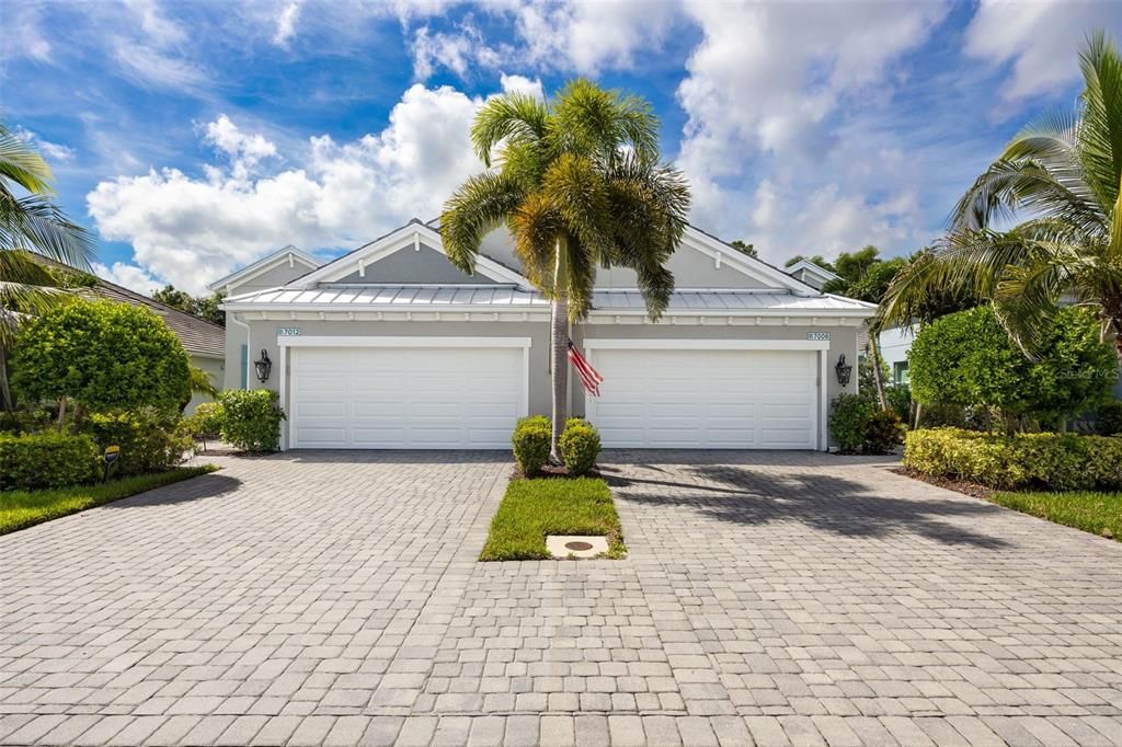 For Sale: $374,900 (2 beds, 2 baths, 1632 Square Feet)