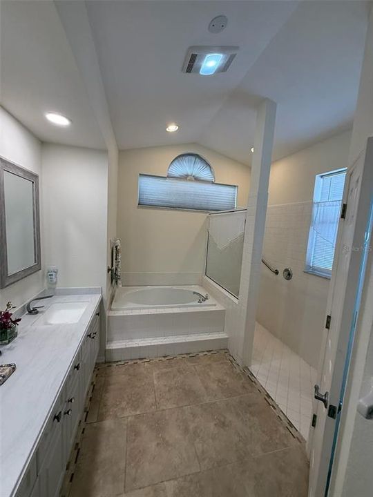 En Venta: $349,000 (3 camas, 2 baños, 1867 Pies cuadrados)