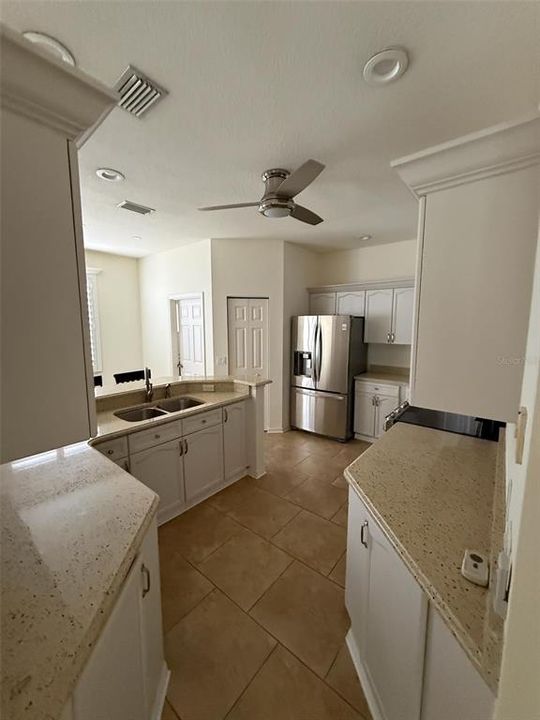 En Venta: $349,000 (3 camas, 2 baños, 1867 Pies cuadrados)