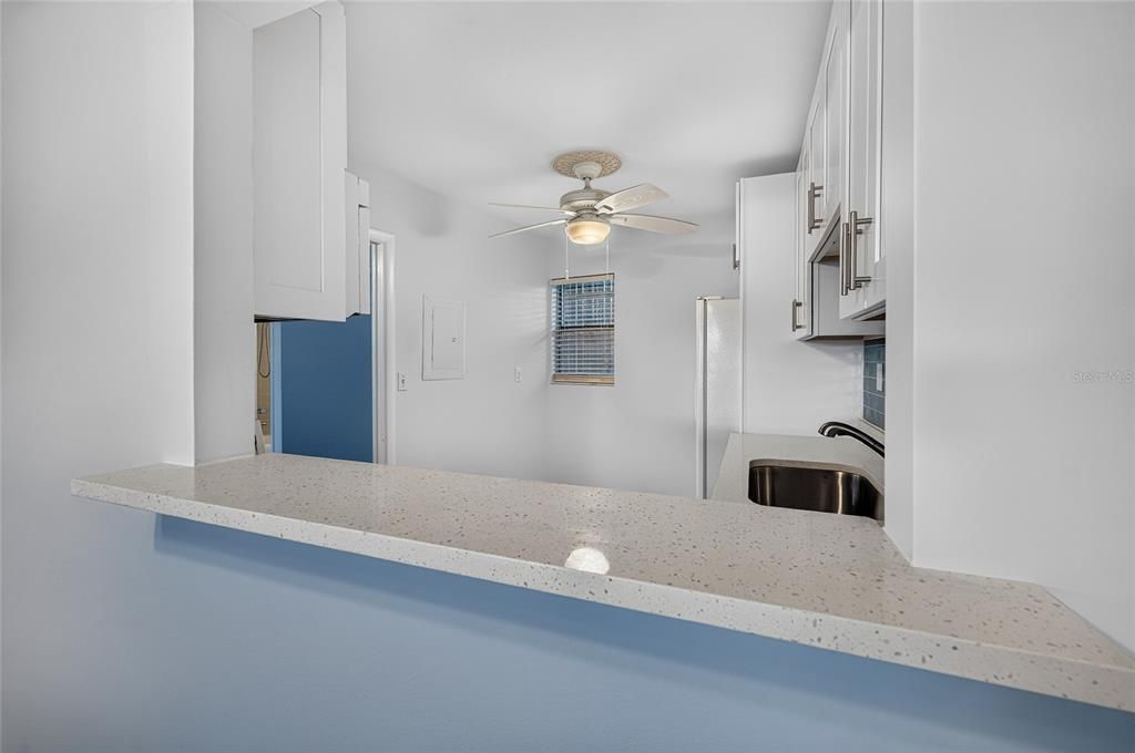 В аренду: $1,500 (1 спален, 1 ванн, 834 Квадратных фут)