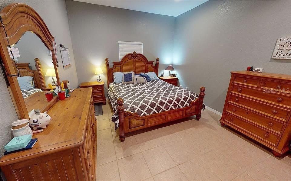 En Venta: $450,000 (5 camas, 0 baños, 3170 Pies cuadrados)