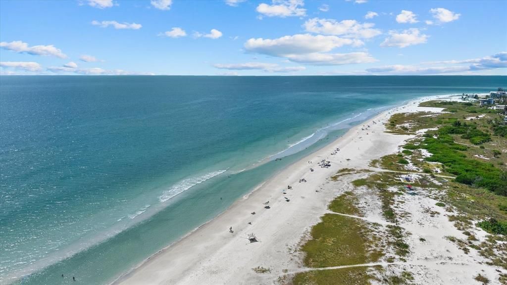 En Venta: $1,599,000 (3 camas, 3 baños, 2080 Pies cuadrados)