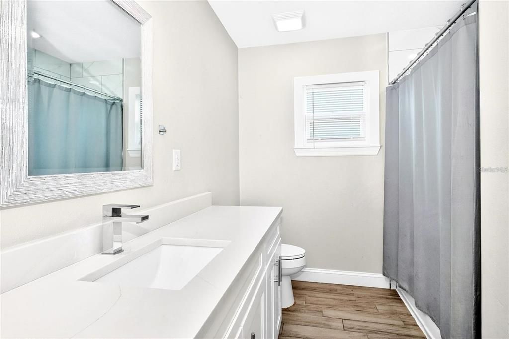 For Rent: $3,000 (3 beds, 2 baths, 1477 Square Feet)