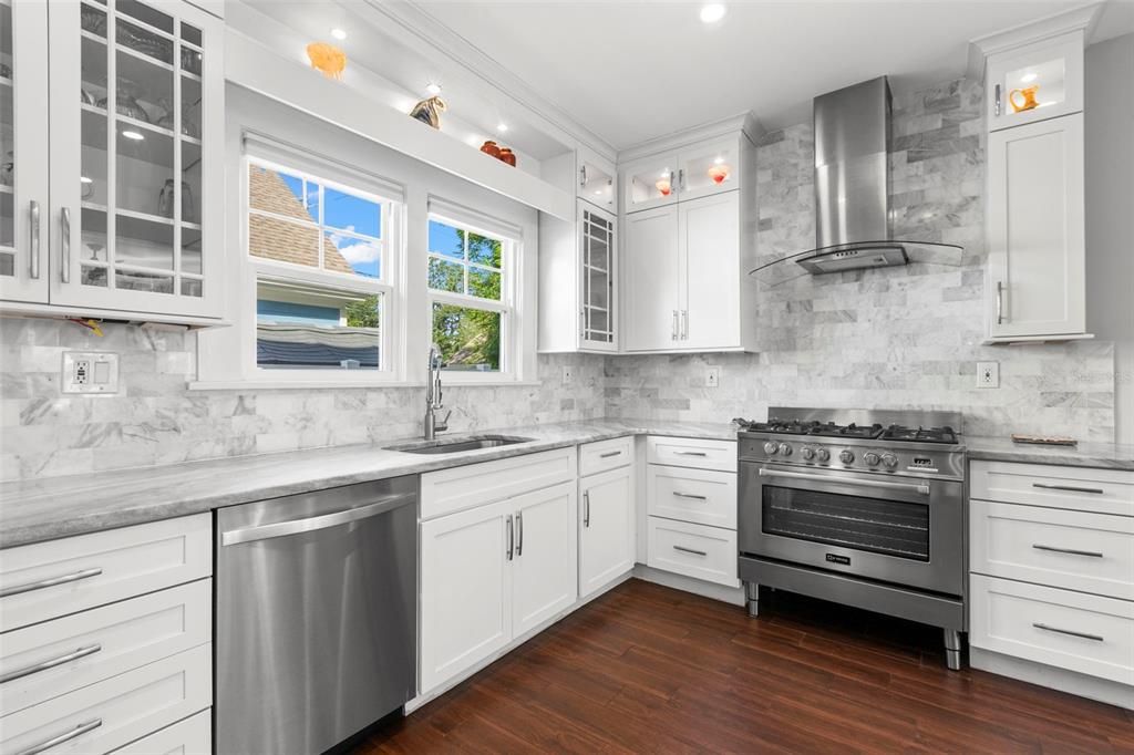 En Venta: $1,490,000 (3 camas, 2 baños, 2793 Pies cuadrados)