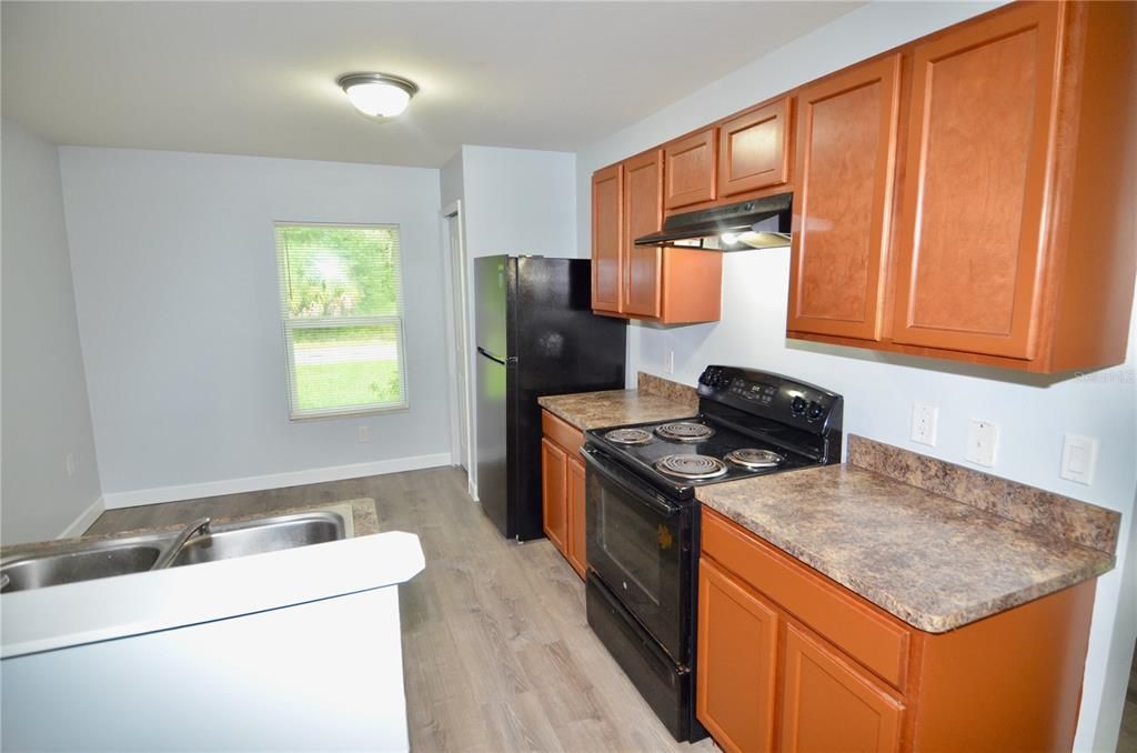 En Venta: $270,000 (3 camas, 2 baños, 1200 Pies cuadrados)