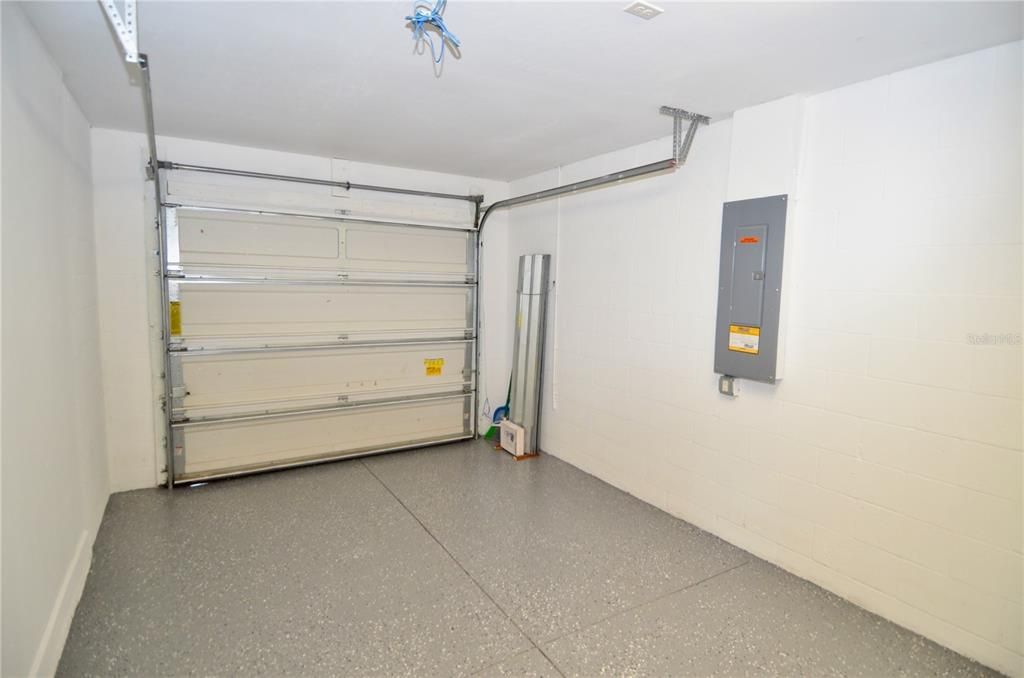 En Venta: $270,000 (3 camas, 2 baños, 1200 Pies cuadrados)
