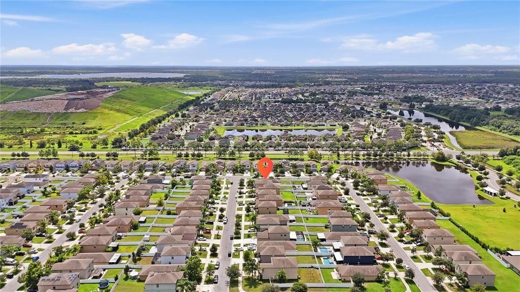 For Sale: $348,900 (4 beds, 2 baths, 1914 Square Feet)