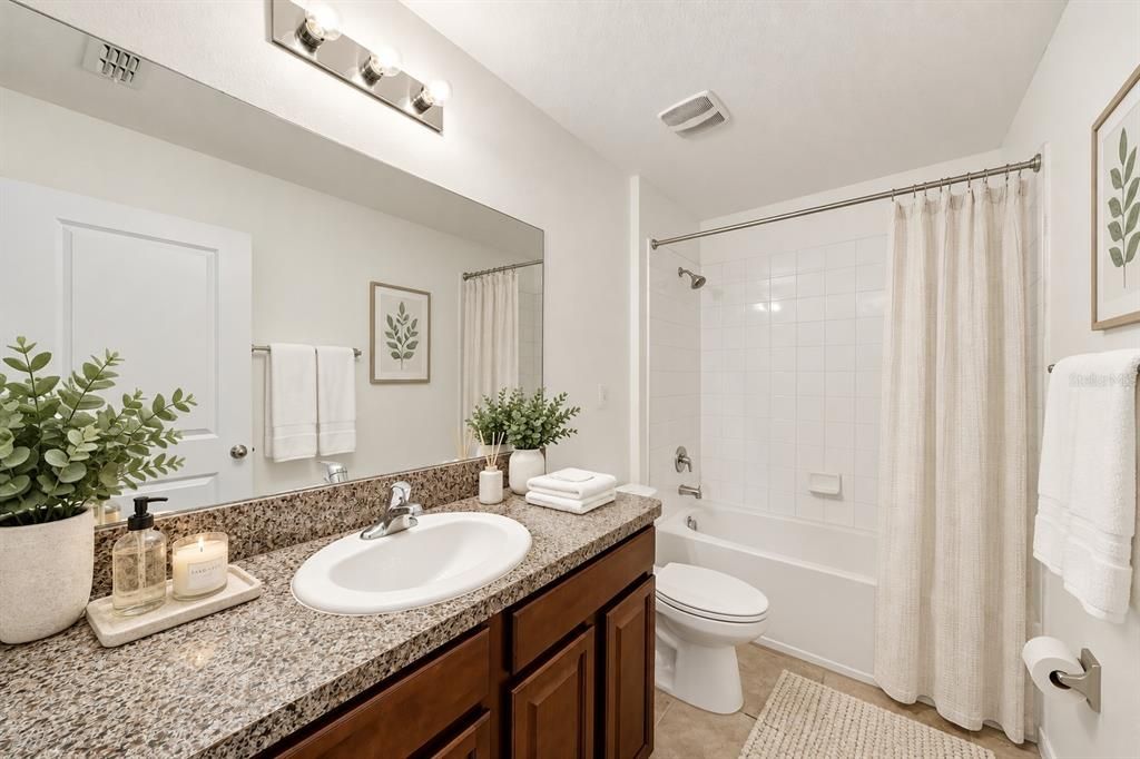 For Sale: $348,900 (4 beds, 2 baths, 1914 Square Feet)