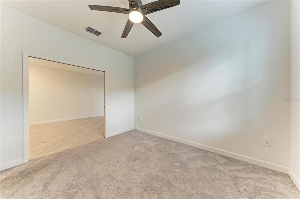 For Sale: $375,000 (3 beds, 2 baths, 1414 Square Feet)