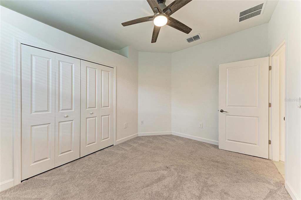 For Sale: $375,000 (3 beds, 2 baths, 1414 Square Feet)