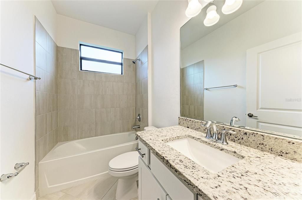 For Sale: $375,000 (3 beds, 2 baths, 1414 Square Feet)