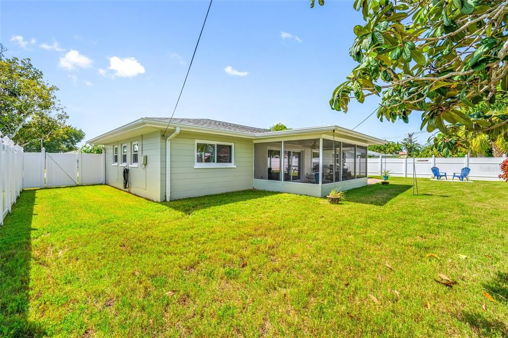 En Venta: $450,000 (2 camas, 2 baños, 1070 Pies cuadrados)