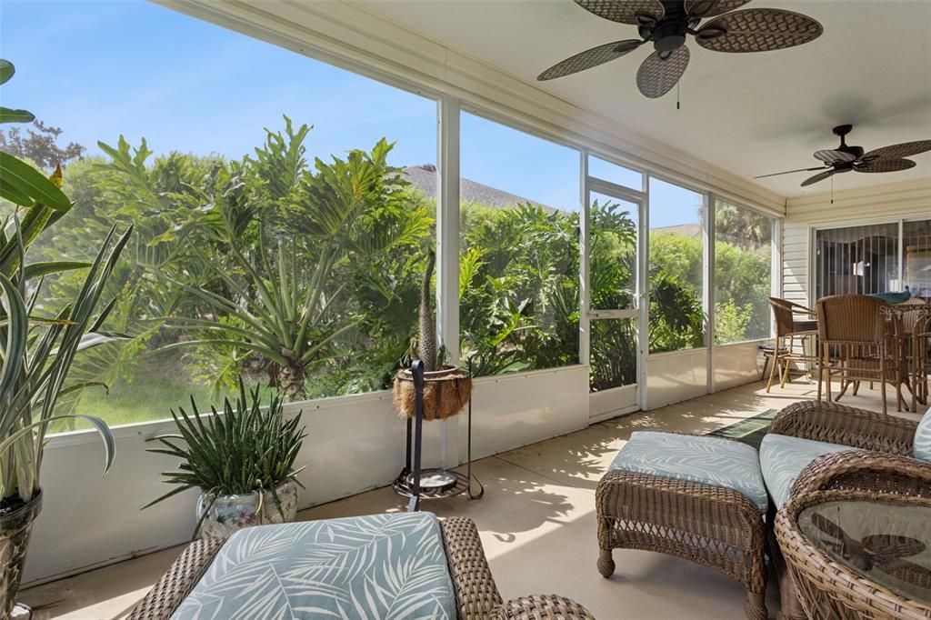 For Sale: $549,000 (3 beds, 3 baths, 2135 Square Feet)