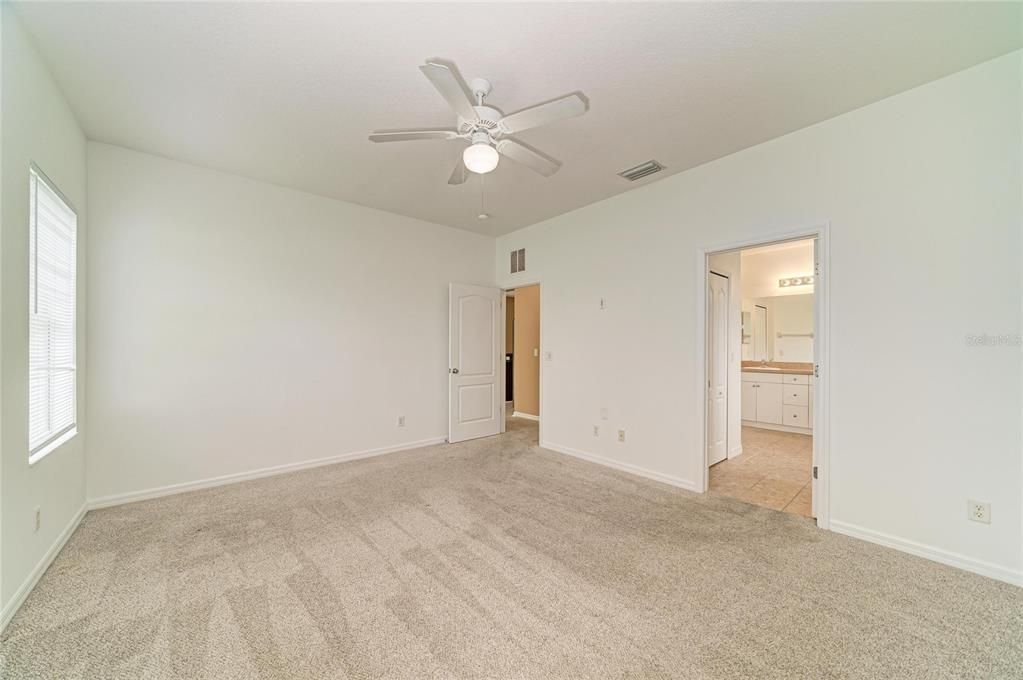 For Sale: $365,000 (3 beds, 2 baths, 1495 Square Feet)