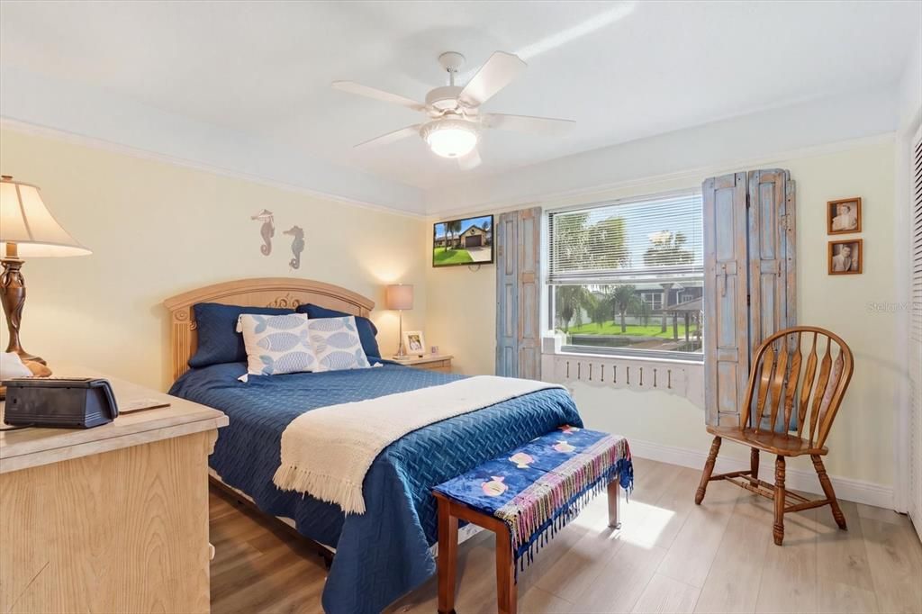 En Venta: $739,900 (3 camas, 2 baños, 1982 Pies cuadrados)