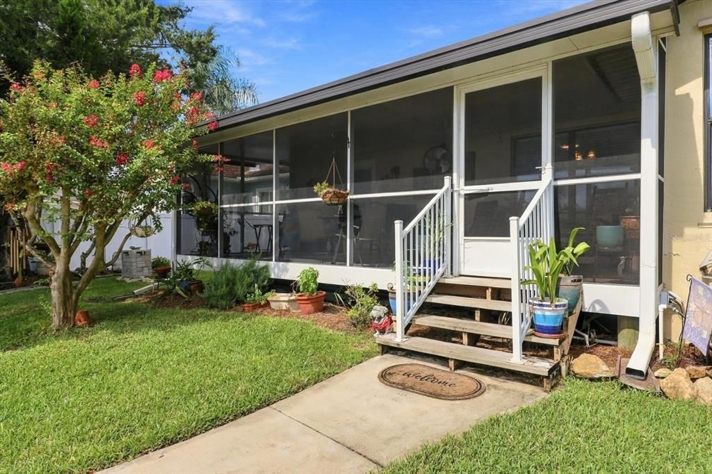En Venta: $739,900 (3 camas, 2 baños, 1982 Pies cuadrados)