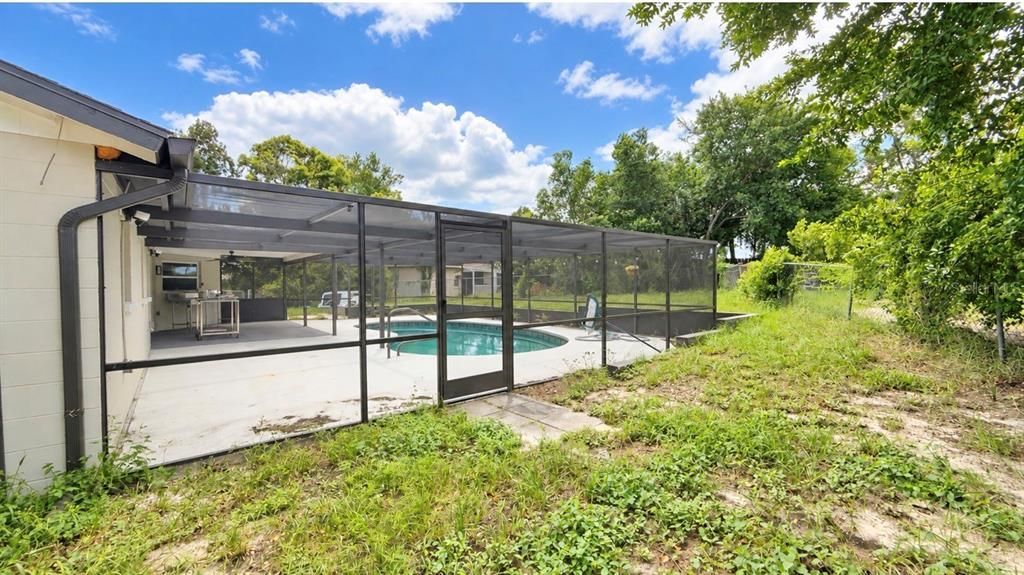 For Sale: $370,900 (3 beds, 2 baths, 1397 Square Feet)