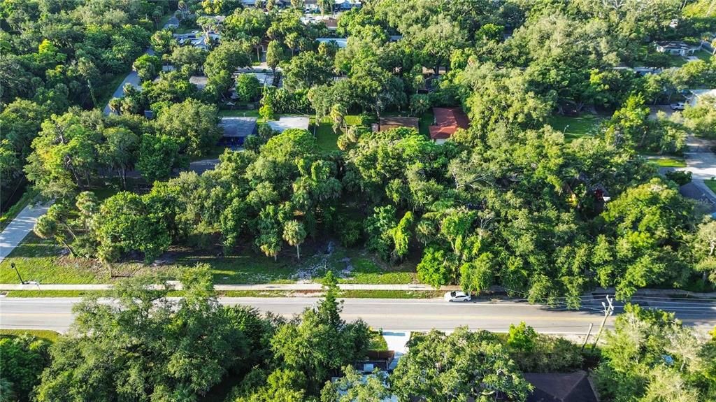 На продажу: $299,000 (0.42 acres)