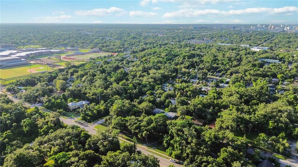 На продажу: $299,000 (0.42 acres)