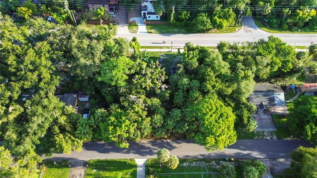 На продажу: $299,000 (0.42 acres)