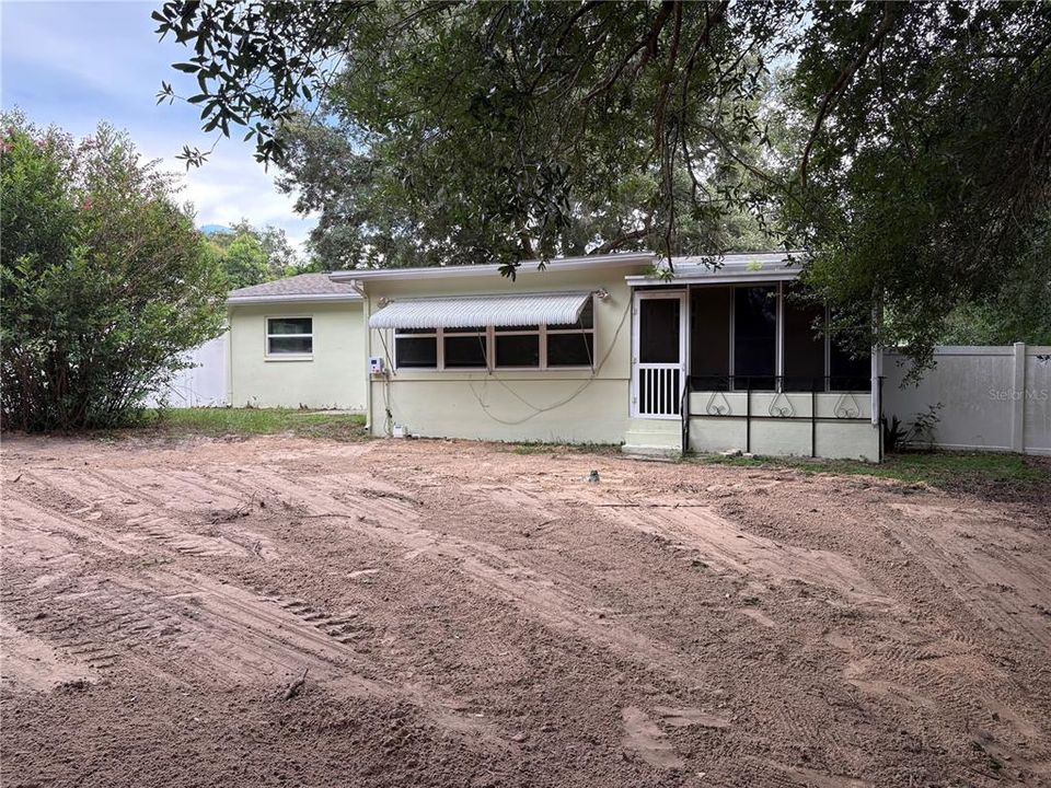 En Venta: $174,900 (2 camas, 1 baños, 1112 Pies cuadrados)