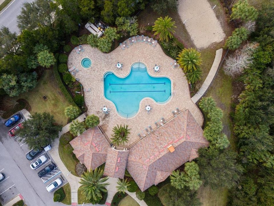 For Sale: $579,000 (2 beds, 2 baths, 1977 Square Feet)