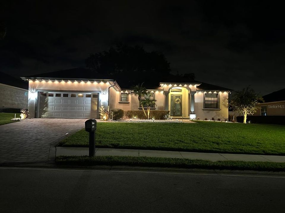 For Sale: $485,000 (3 beds, 2 baths, 2249 Square Feet)