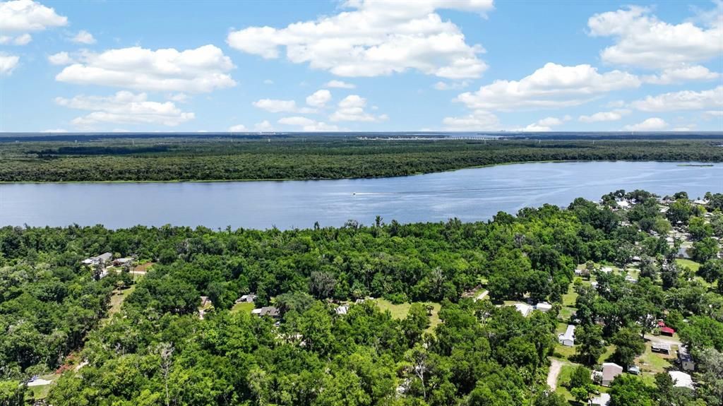 На продажу: $349,900 (2 спален, 1 ванн, 1050 Квадратных фут)