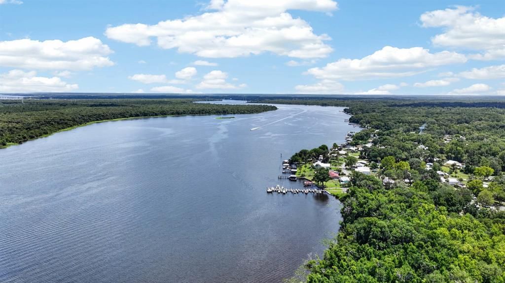 На продажу: $349,900 (2 спален, 1 ванн, 1050 Квадратных фут)