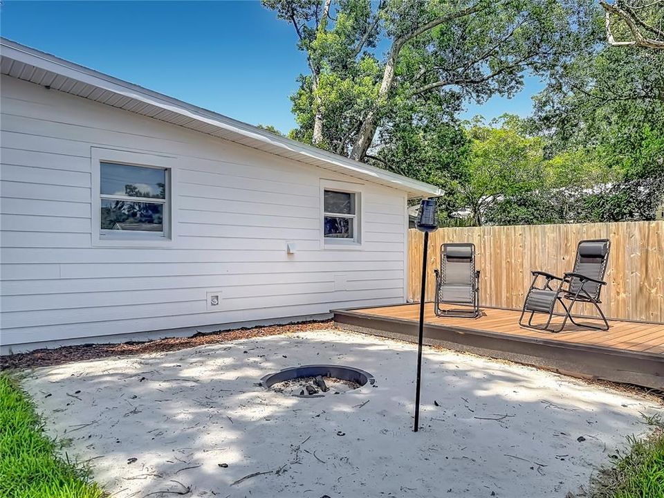 For Sale: $879,900 (4 beds, 0 baths, 1830 Square Feet)