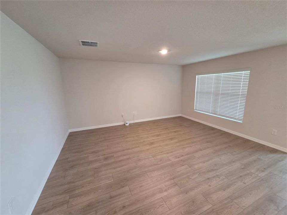 En Venta: $360,000 (3 camas, 2 baños, 1672 Pies cuadrados)