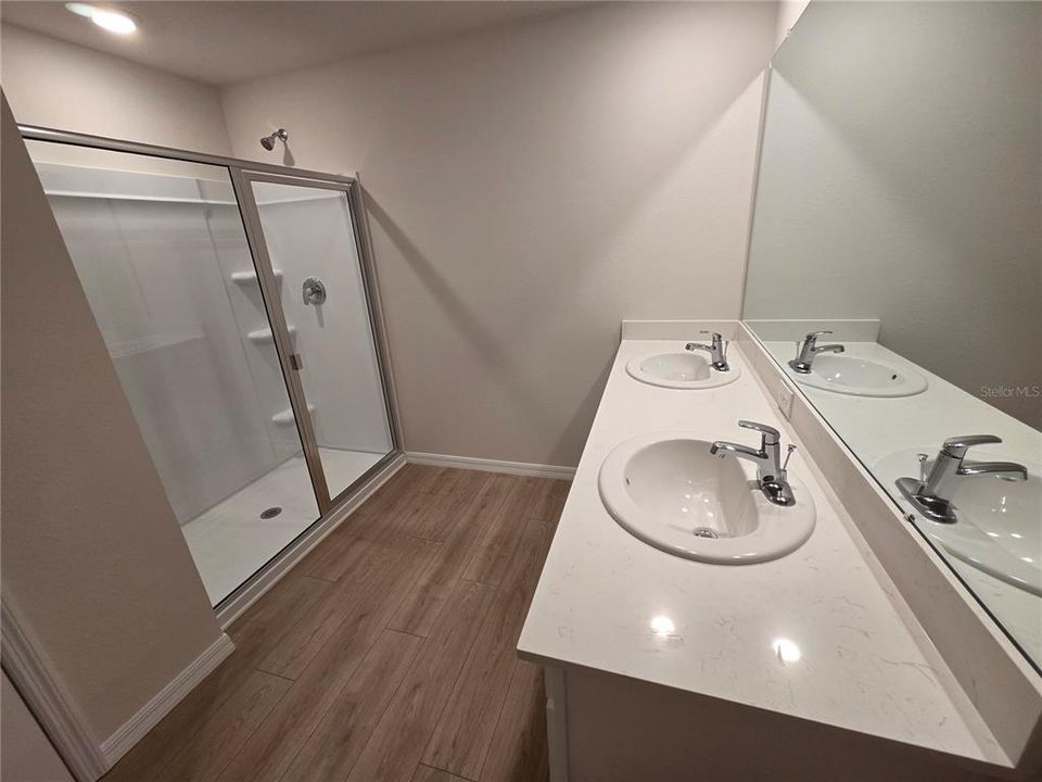 En Venta: $360,000 (3 camas, 2 baños, 1672 Pies cuadrados)