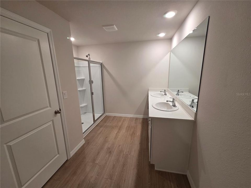 En Venta: $360,000 (3 camas, 2 baños, 1672 Pies cuadrados)