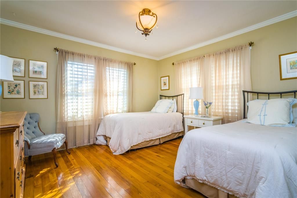 En Renta: $8,500 (4 camas, 2 baños, 2344 Pies cuadrados)