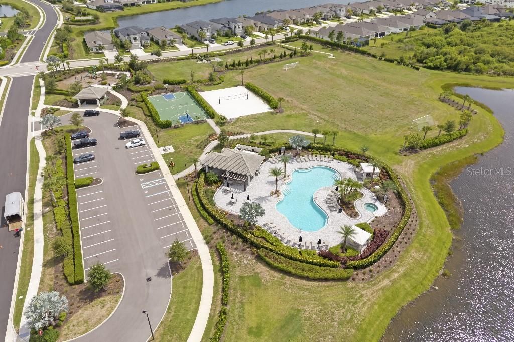 En Venta: $1,099,000 (6 camas, 4 baños, 4195 Pies cuadrados)