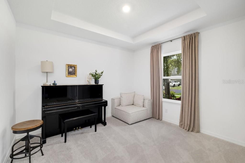 En Venta: $1,099,000 (6 camas, 4 baños, 4195 Pies cuadrados)