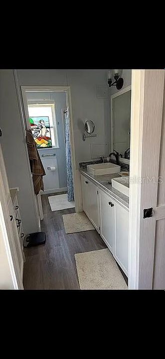 For Sale: $189,500 (2 beds, 2 baths, 1144 Square Feet)