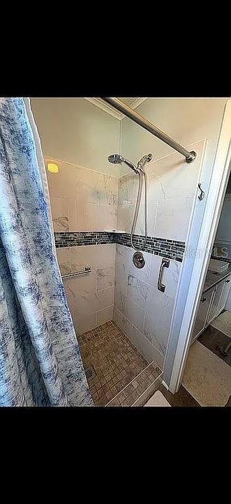 For Sale: $189,500 (2 beds, 2 baths, 1144 Square Feet)